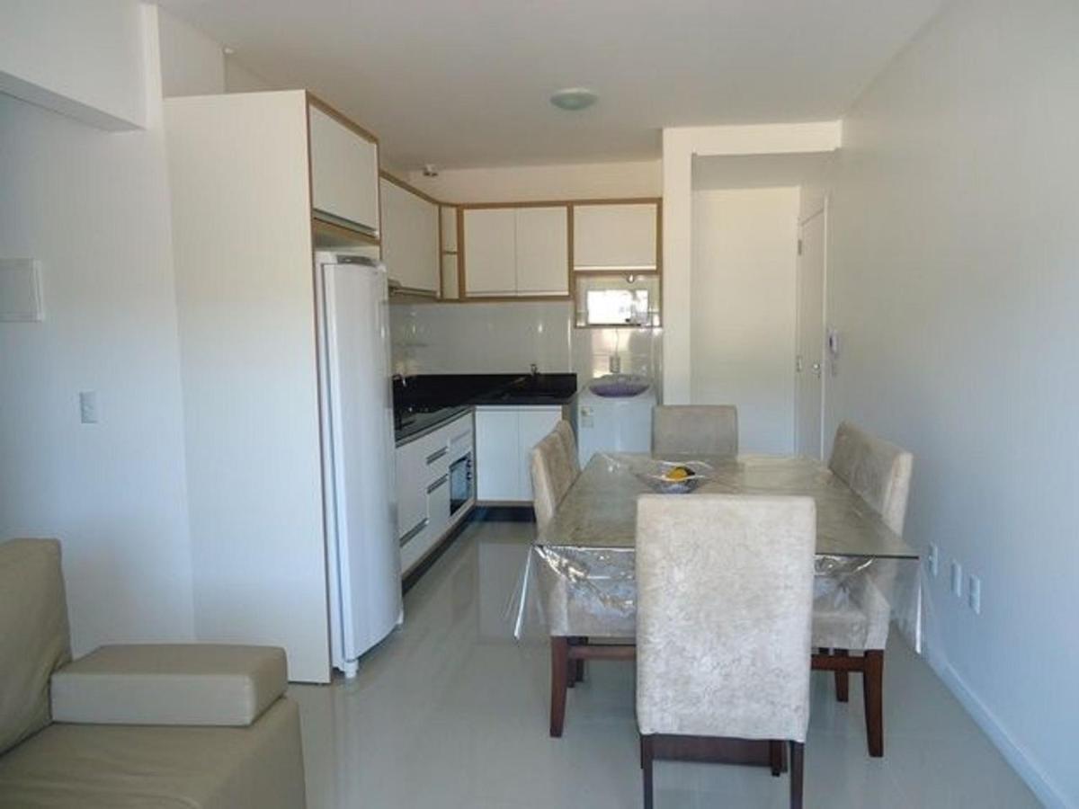 Res. Antonio Pinheiro. Apartamento Com 2 Dormitorios. Bombinhas Buitenkant foto