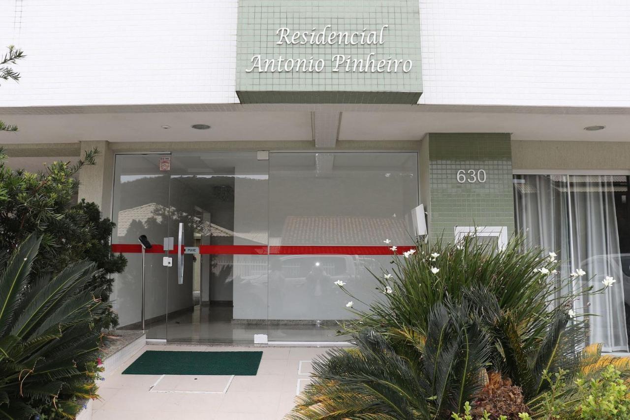 Res. Antonio Pinheiro. Apartamento Com 2 Dormitorios. Bombinhas Buitenkant foto