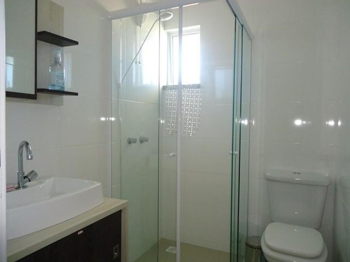 Res. Antonio Pinheiro. Apartamento Com 2 Dormitorios. Bombinhas Buitenkant foto